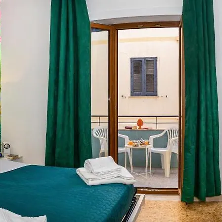 Bed & Breakfast Mahal Kita Sorrento